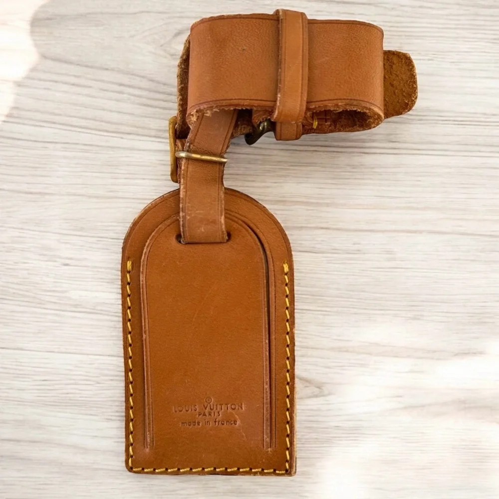 Authentic Louis Vuitton Vachetta Leather Large Luggage Tag with Poignet